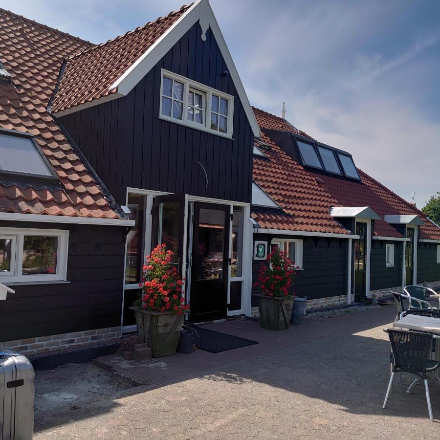 De Cyprian Bed & Breakfast Kaard Exterior foto