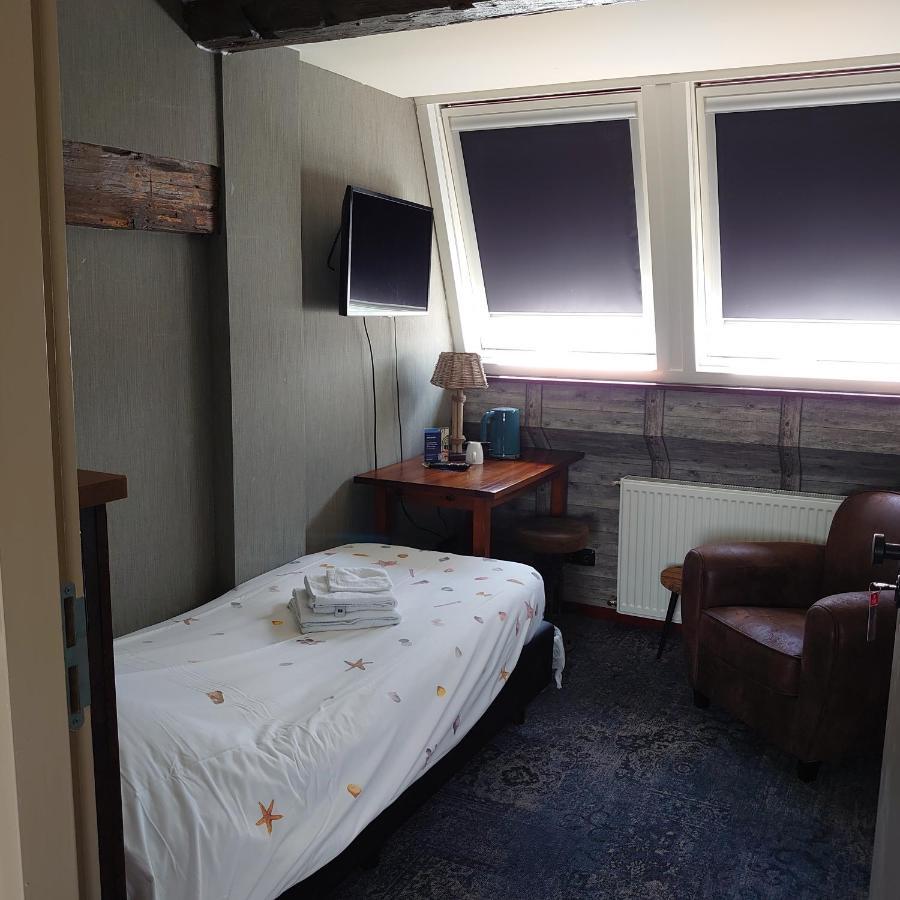 De Cyprian Bed & Breakfast Kaard Exterior foto