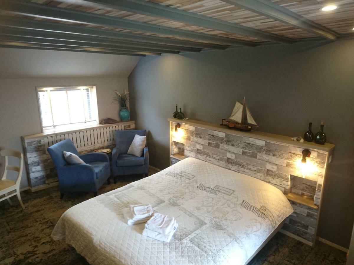 De Cyprian Bed & Breakfast Kaard Exterior foto